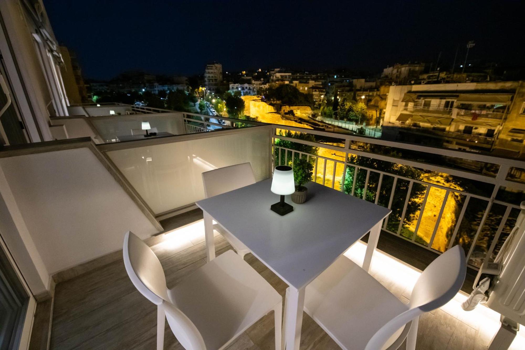 Apartment Skia Luxury Living Above The Walls Thessaloniki