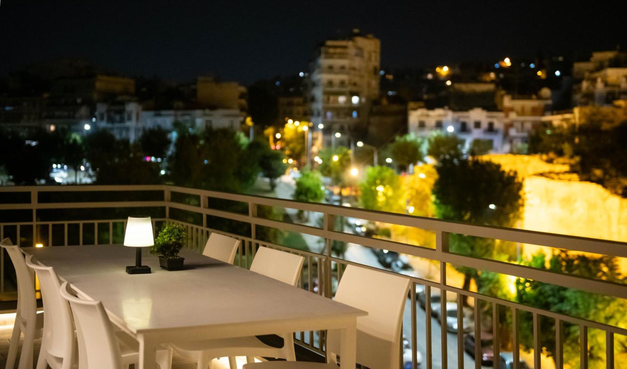 Apartment Skia Luxury Living Above The Walls Thessaloniki