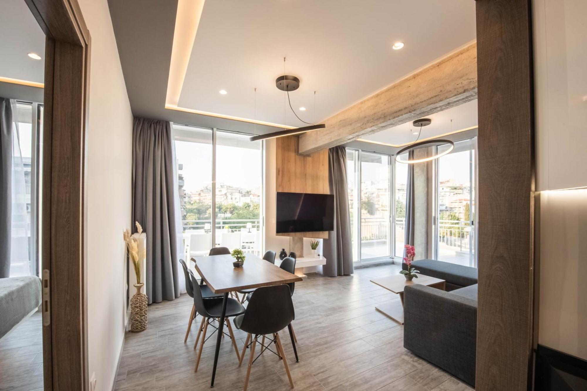 Skia Luxury Living Above The Walls Apartment