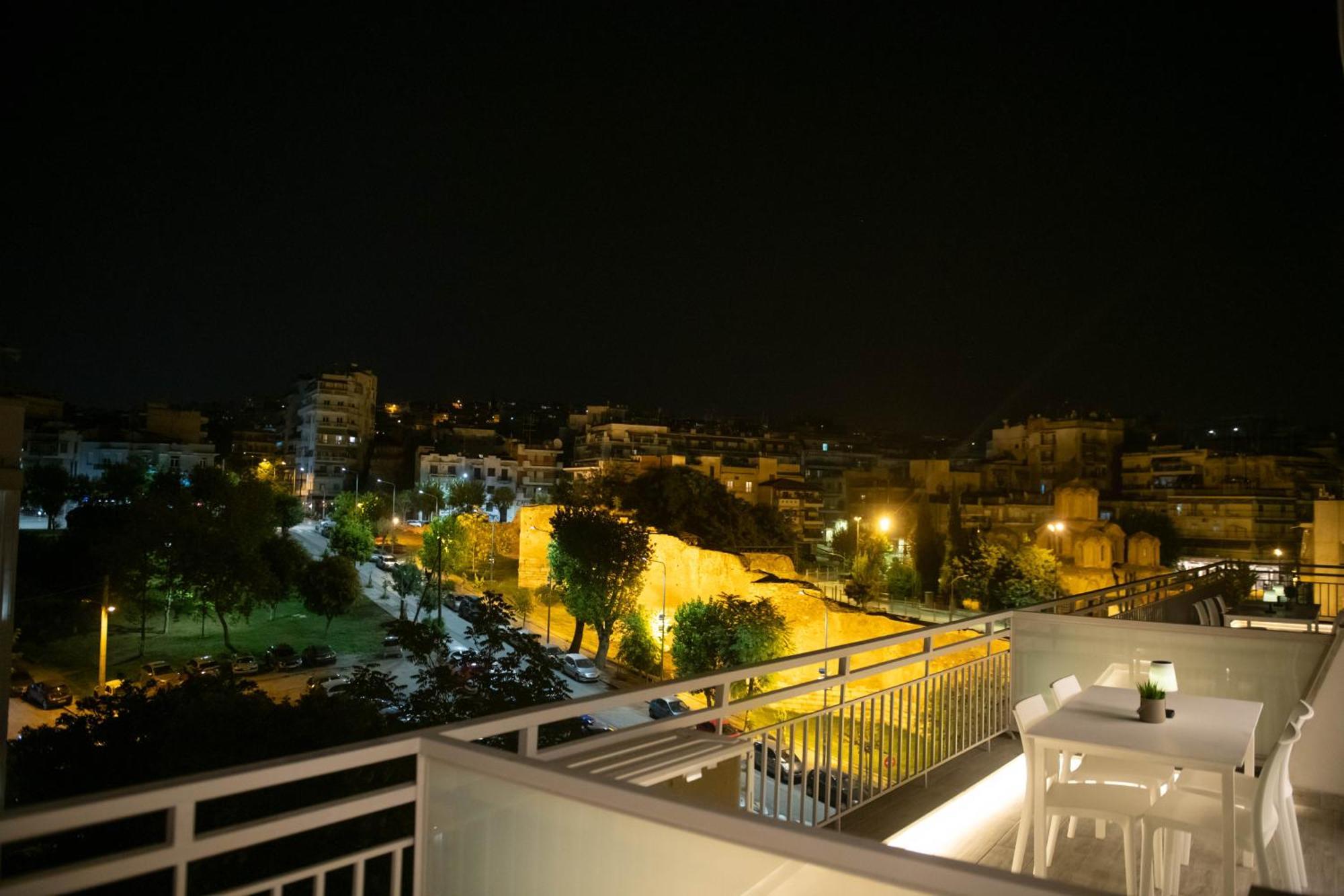 Skia Luxury Living Above The Walls